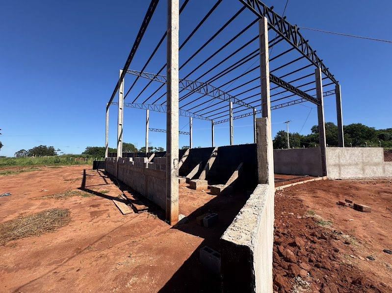 Prefeito Rogério Torquetti comemora avanço das obras de suporte ambiental em Tacuru Prefeito Rogério Torquetti comemora avanço das obras de suporte ambiental em Tacuru