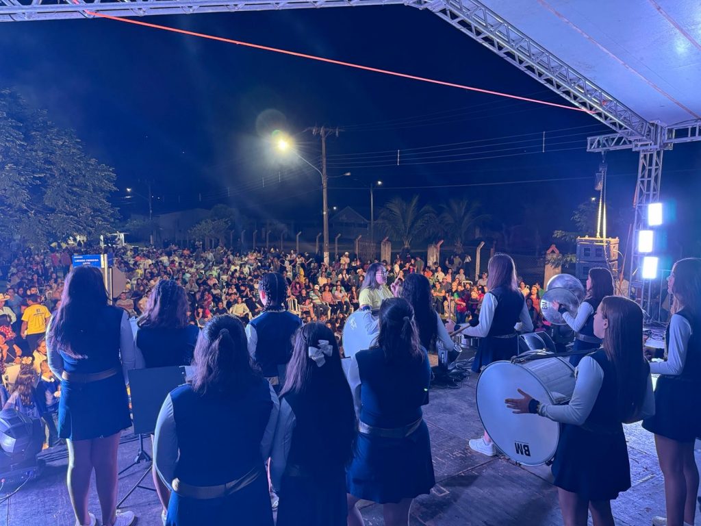 Prefeito Neco Pagliosa comemora sucesso da programação dos 60 anos de Caracol Prefeito Neco Pagliosa comemora sucesso da programação dos 60 anos de Caracol