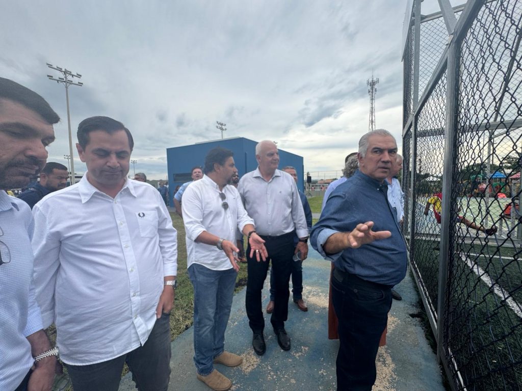 Prefeito Neco Pagliosa comemora sucesso da programação dos 60 anos de Caracol Prefeito Neco Pagliosa comemora sucesso da programação dos 60 anos de Caracol
