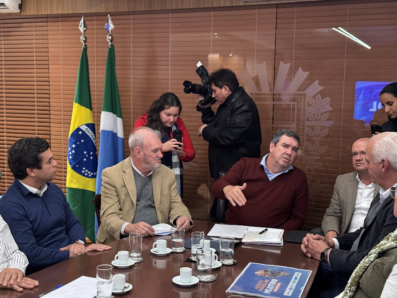 Junto com a comitiva de Caracol, Geraldo Resende destaca atuação e resultados Junto com a comitiva de Caracol, Geraldo Resende destaca atuação e resultados