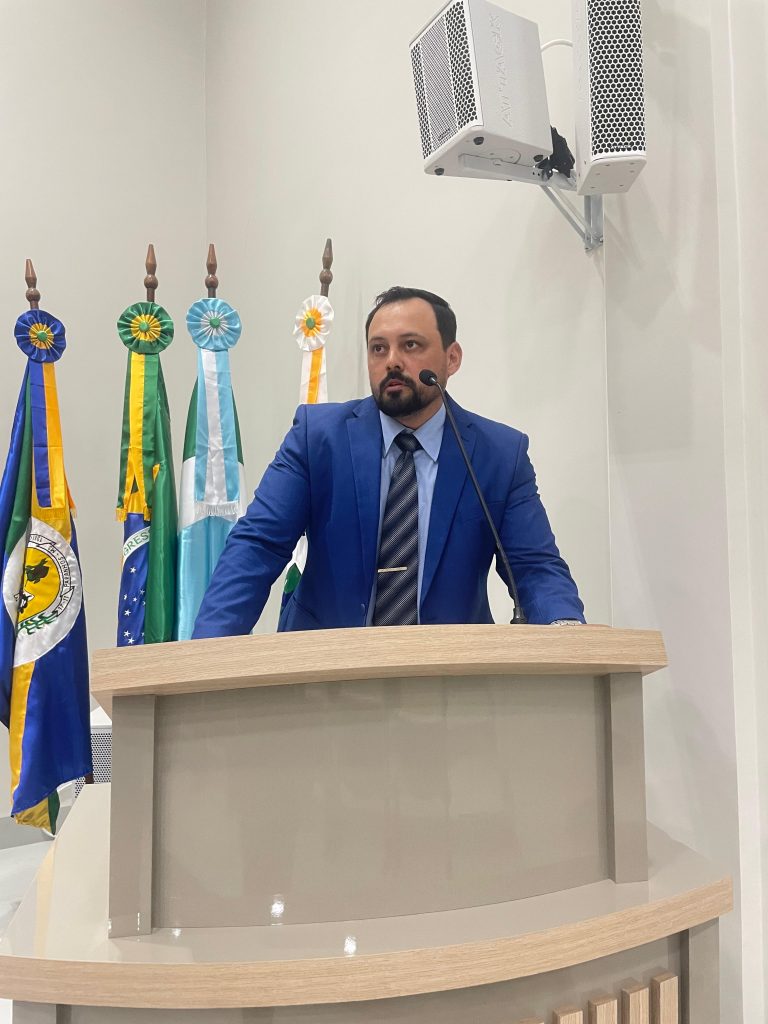 Câmara de Vereadores de Paranhos tem movimentada sessão nesta segunda-feira