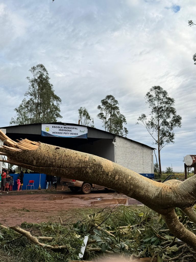 Prefeitura de Paranhos dá suporte e socorro após temporal afetar diversas propriedades rurais e comunidade indígena
