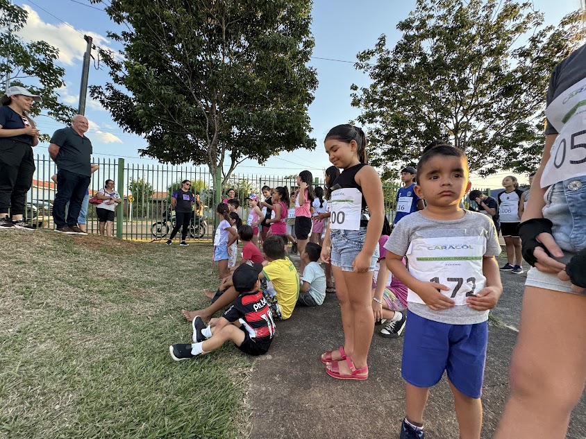 Corrida Kids "Fugindo das Telinhas" é sucesso em Caracol Corrida Kids "Fugindo das Telinhas" é sucesso em Caracol