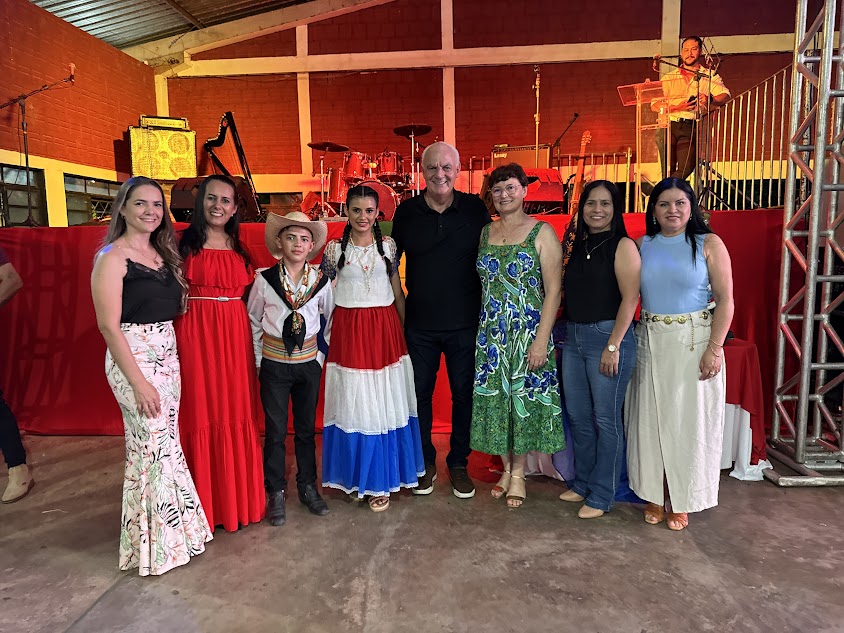 Cultura Paraguaia agitou Caracol no último sábado Cultura Paraguaia agitou Caracol no último sábado