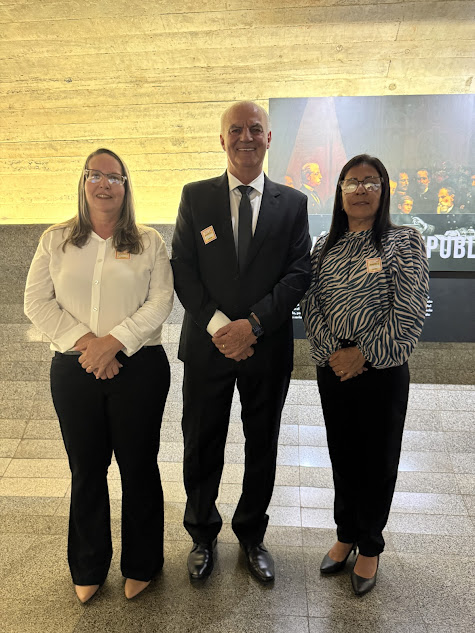 Prefeito Carlos Humberto Pagliosa e vereadores celebram resultados de viagem a Brasília