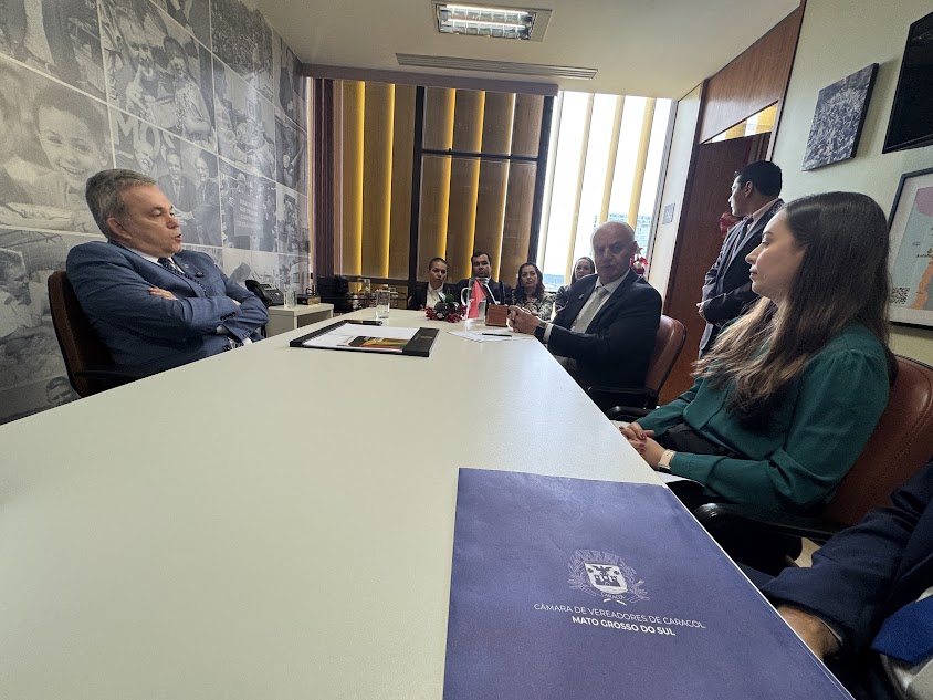 Prefeito Carlos Humberto Pagliosa e vereadores celebram resultados de viagem a Brasília