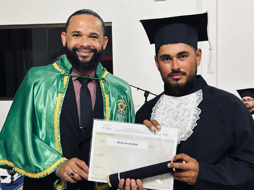 Caracol celebra formatura da primeira turma do Curso Técnico em Administração do Instituto Federal Caracol celebra formatura da primeira turma do Curso Técnico em Administração do Instituto Federal