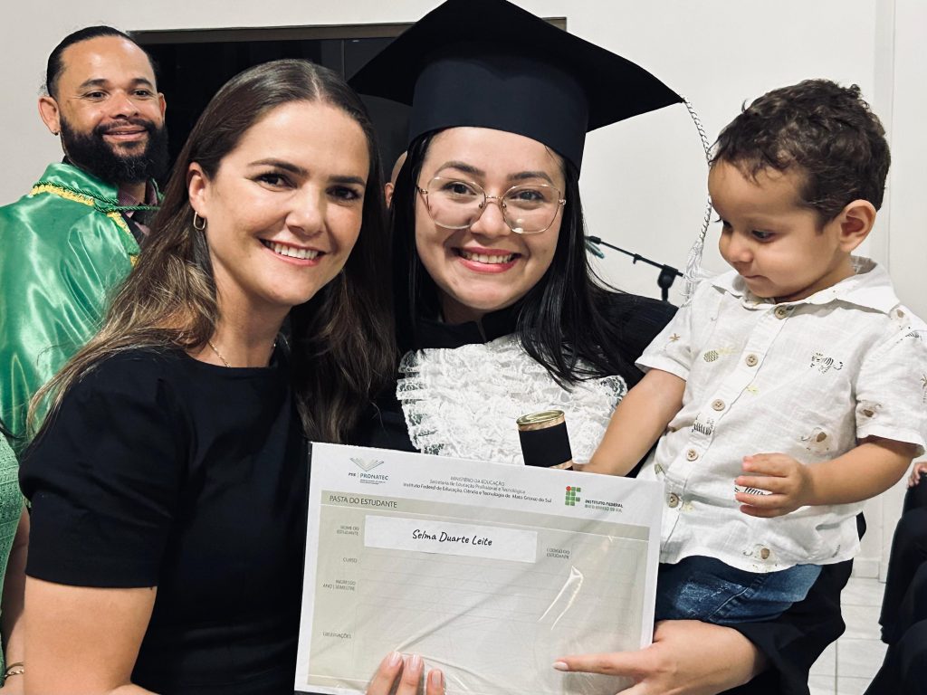 Caracol celebra formatura da primeira turma do Curso Técnico em Administração do Instituto Federal Caracol celebra formatura da primeira turma do Curso Técnico em Administração do Instituto Federal