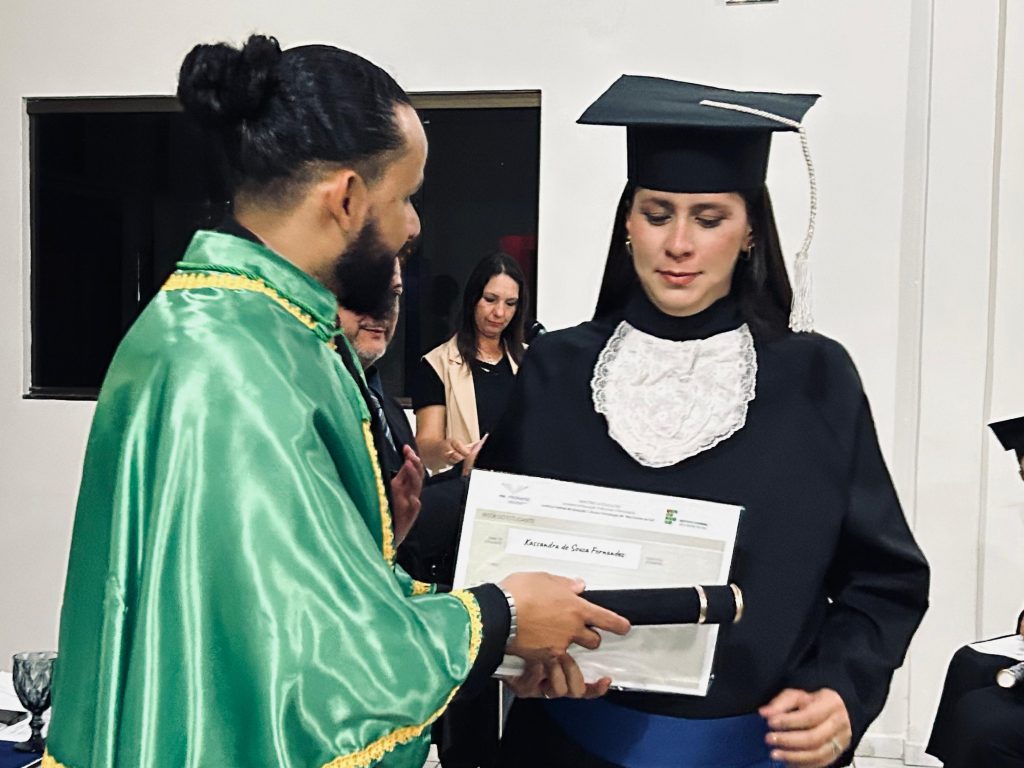 Caracol celebra formatura da primeira turma do Curso Técnico em Administração do Instituto Federal Caracol celebra formatura da primeira turma do Curso Técnico em Administração do Instituto Federal