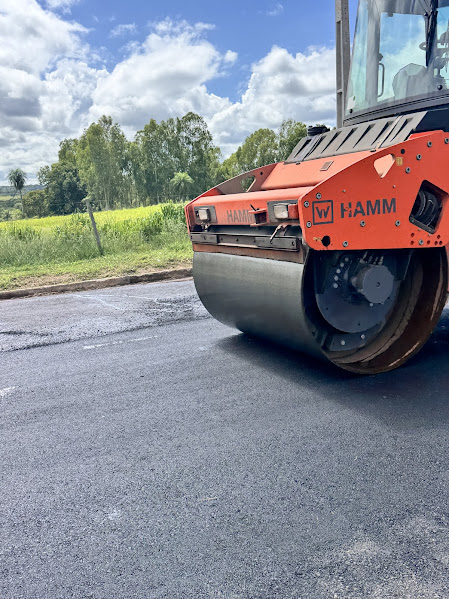 Soraya Thronicke garante nova frente de recapeamento de ruas em Caracol