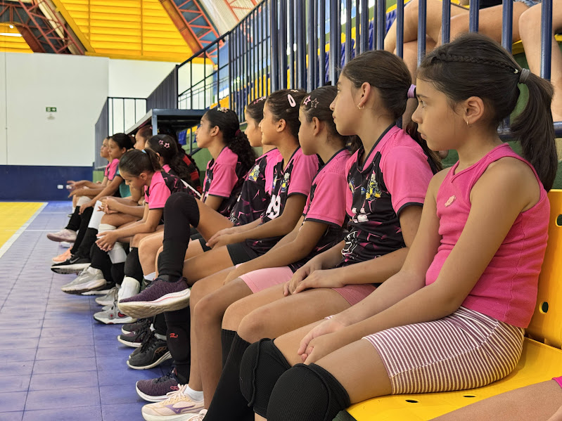 Reforma do Ginásio 1º de Maio é concluída e Prefeitura agradece deputado Beto Pereira Reforma do Ginásio 1º de Maio é concluída e Prefeitura agradece deputado Beto Pereira