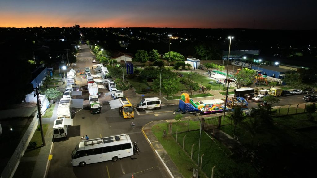 Caravana Motorhome Bioceânica é sucesso de interação e socialização em Caracol Caravana Motorhome Bioceânica é sucesso de interação e socialização em Caracol