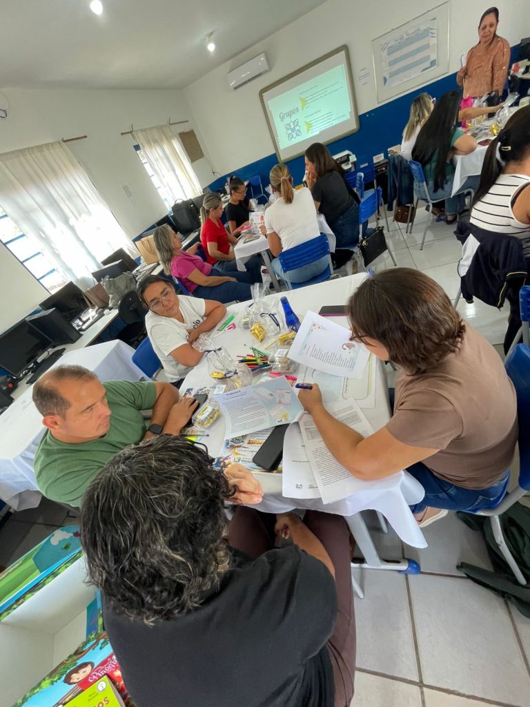 Secretária Thaiz Leite celebra Selo Ouro e reconhece trabalho da equipe de alfabetização