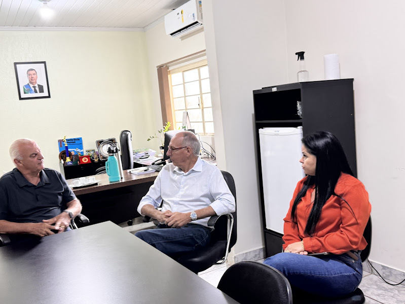 Pré-candidato a deputado estadual Hélio Peluffo visita Caracol e cumpre agenda com o prefeito Neco Pagliosa