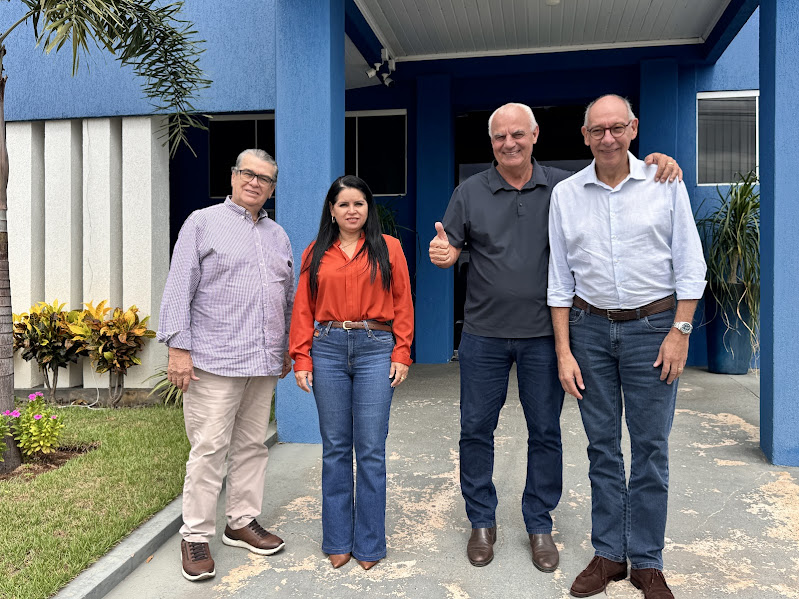 Pré-candidato a deputado estadual Hélio Peluffo visita Caracol e cumpre agenda com o prefeito Neco Pagliosa