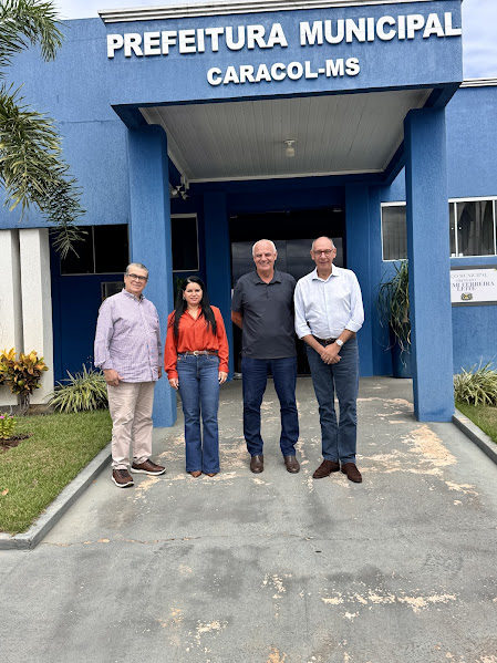 Pré-candidato a deputado estadual Hélio Peluffo visita Caracol e cumpre agenda com o prefeito Neco Pagliosa