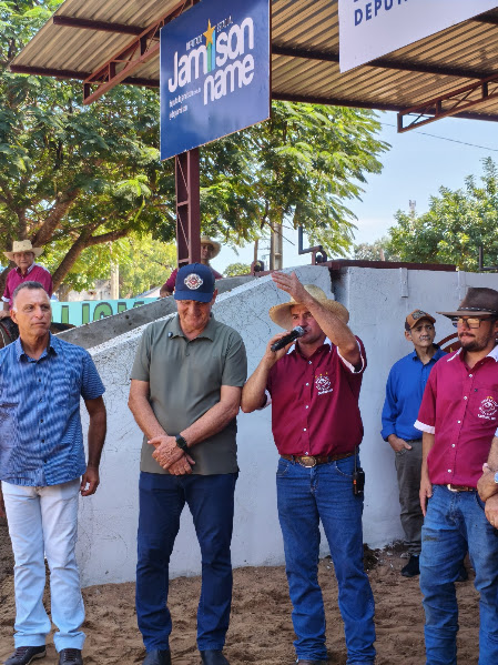 Patrão Preguinho e diretoria comemoram sucesso do 41º Encontro de Laço