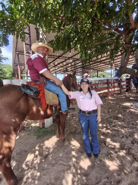 Patrão Preguinho e diretoria comemoram sucesso do 41º Encontro de Laço