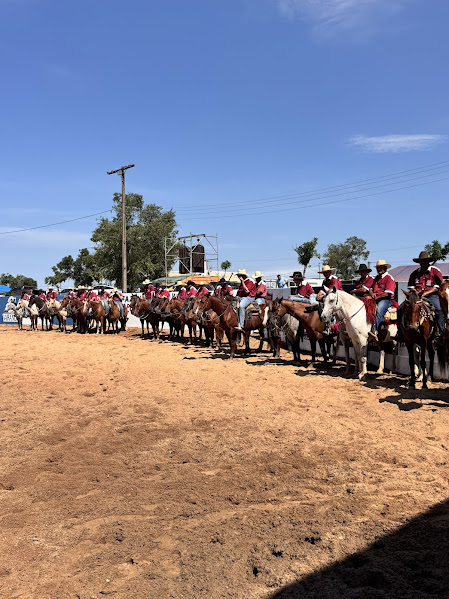 Patrão Preguinho e diretoria comemoram sucesso do 41º Encontro de Laço