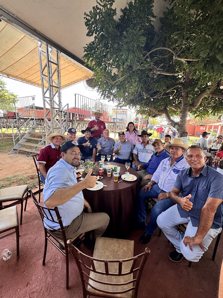 Patrão Preguinho e diretoria comemoram sucesso do 41º Encontro de Laço