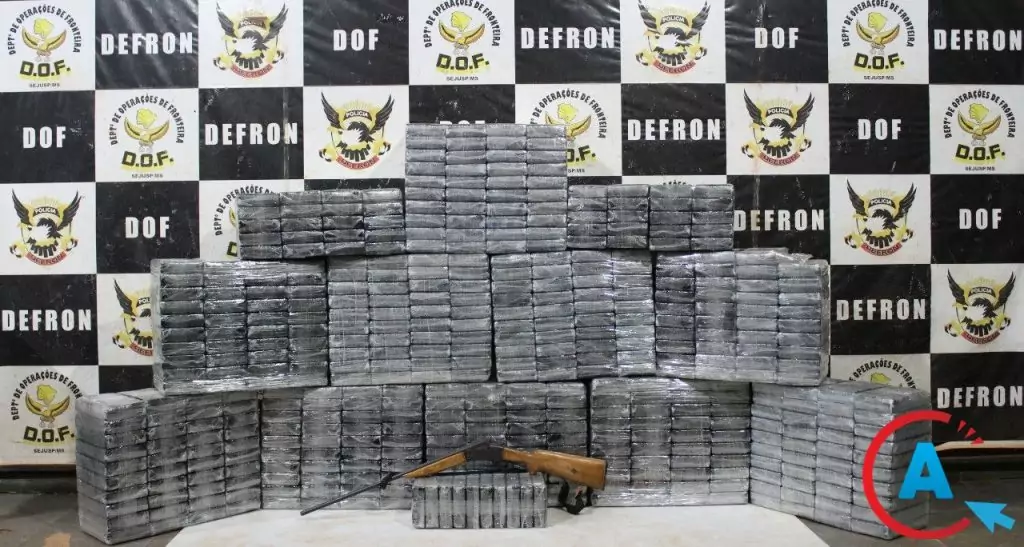 DOF apreende carga de cocaína avaliada em quase de R$ 50 milhões entre Sapucaia e Paranhos DOF apreende carga de cocaína avaliada em quase de R$ 50 milhões entre Sapucaia e Paranhos