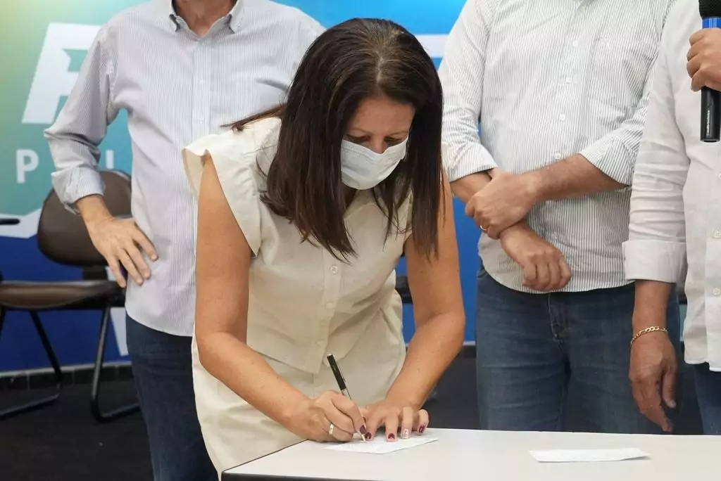 <strong>Cida Farias e Valter Brito deixam o União Brasil e filiam-se ao PSDB</strong>