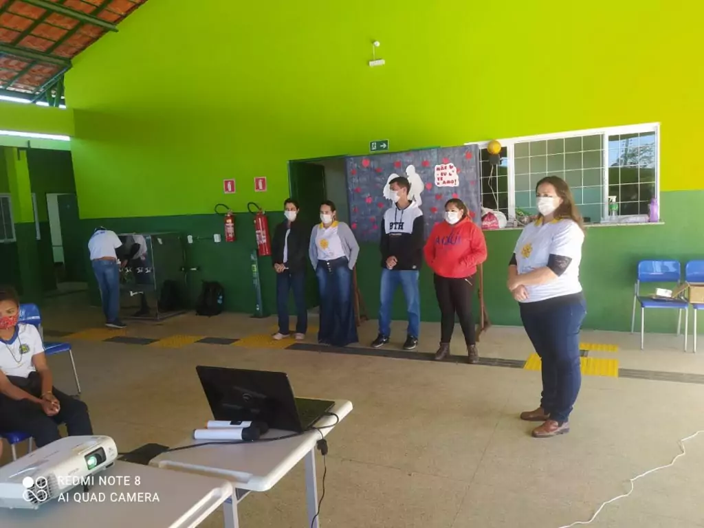 Escola Municipal Inácio Silvestre Monteiro de Caracol recebeu ação da Assistência Social da campanha Faça Bonito