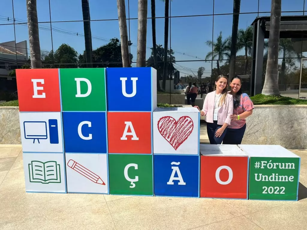 Secretária de Educação e Diretora de Planejamento de Caracol participam de 9° Fórum Nacional Extraordinário de Educação Secretária de Educação e Diretora de Planejamento de Caracol participam de 9° Fórum Nacional Extraordinário de Educação