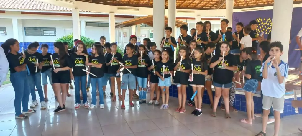 Em Caracol, projeto Arte com Música recebe 90 flautas da Cooperativa SICREDI Em Caracol, projeto Arte com Música recebe 90 flautas da Cooperativa SICREDI