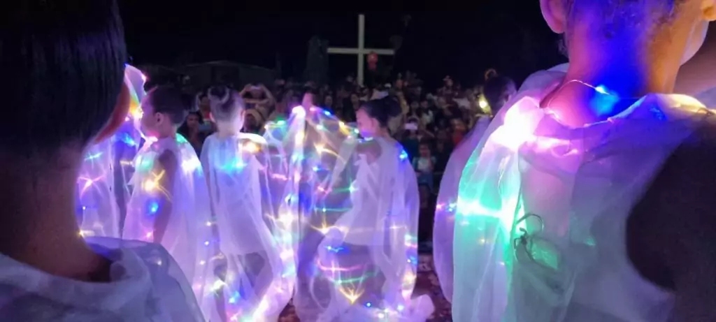 Com a presença de grande púbico, Prefeitura de Juti realizou inauguração da Iluminação Natalina nesta segunda-feira