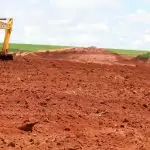 Valter Brito acompanha Dr. Bandeira e Chico Piroli em visita técnica aos serviços na estrada Nova Esperança