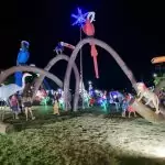 Com muita emoção e alegria, multidão prestigia inauguração da Iluminação Natalina de Caracol Com muita emoção e alegria, multidão prestigia inauguração da Iluminação Natalina de Caracol