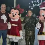 Com muita emoção e alegria, multidão prestigia inauguração da Iluminação Natalina de Caracol Com muita emoção e alegria, multidão prestigia inauguração da Iluminação Natalina de Caracol