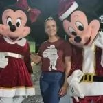 Com muita emoção e alegria, multidão prestigia inauguração da Iluminação Natalina de Caracol Com muita emoção e alegria, multidão prestigia inauguração da Iluminação Natalina de Caracol
