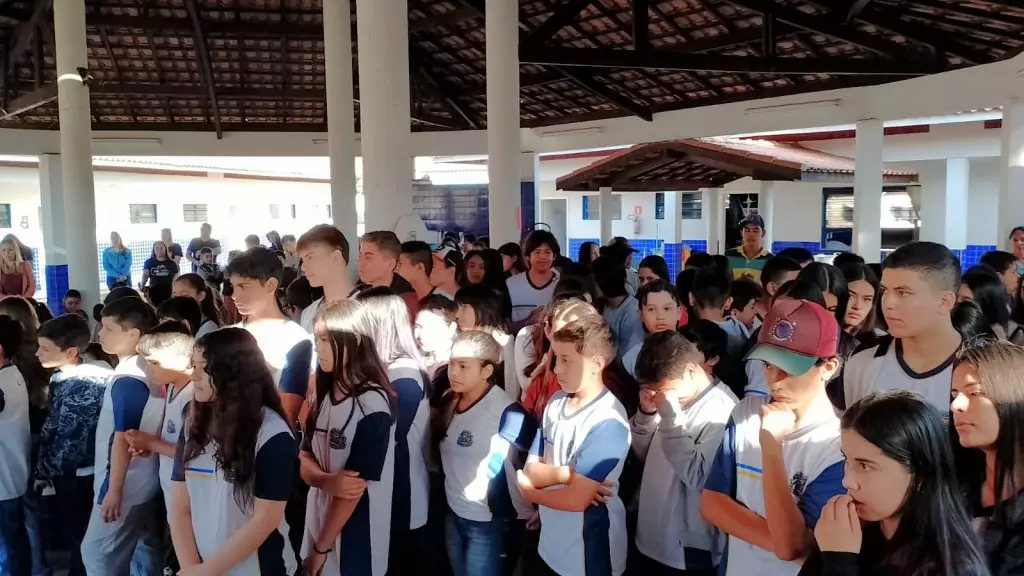 Escolas municipais realizaram Feira de Ciências para apresentação de projetos, pesquisas e experimentos dos alunos Escolas municipais realizaram Feira de Ciências para apresentação de projetos, pesquisas e experimentos dos alunos