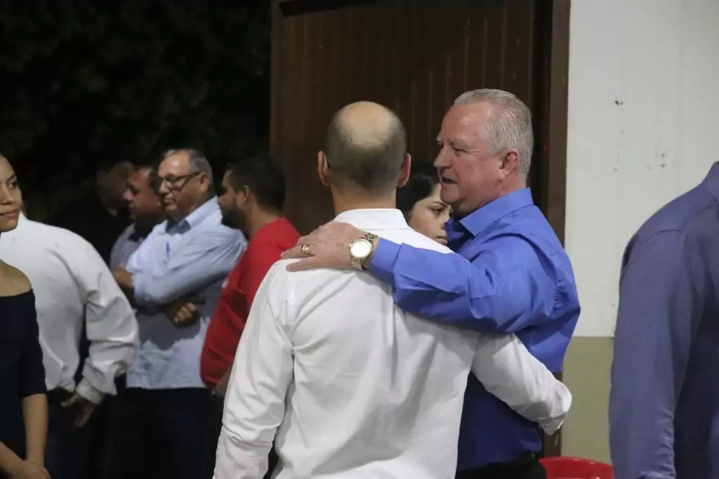 Em Juti, público comparece em massa para a filiação de Gilson Cruz no PSDB