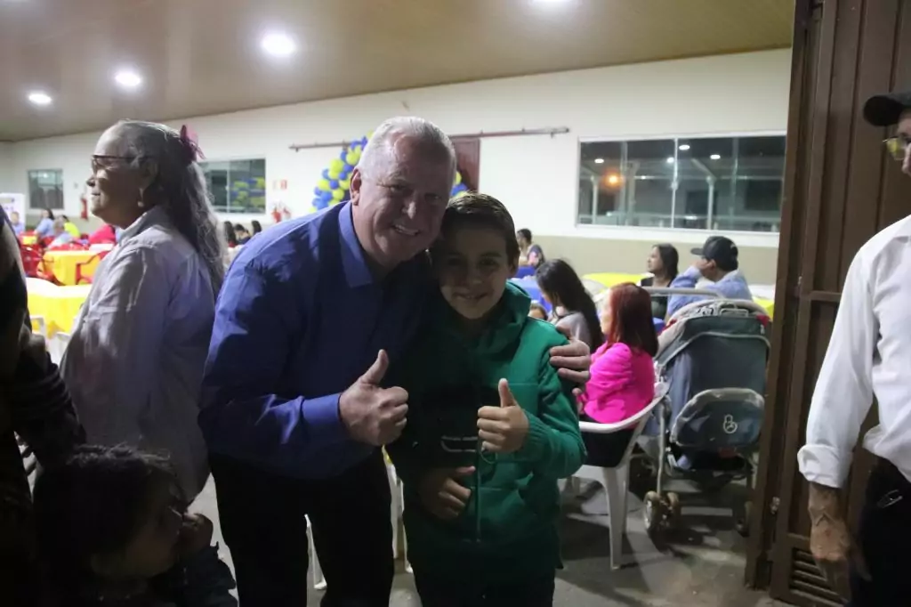 Em Juti, público comparece em massa para a filiação de Gilson Cruz no PSDB