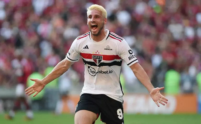 São Paulo vence Flamengo na partida de ida da final da Copa do Brasil ...