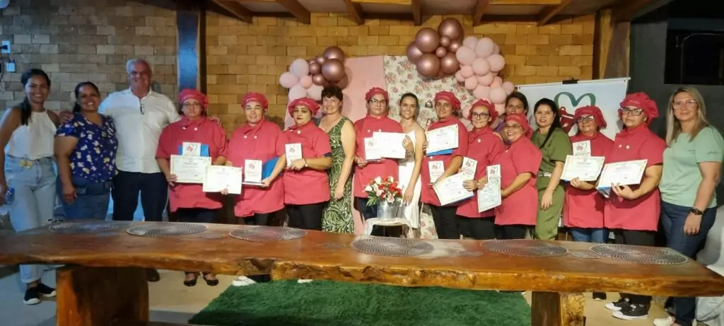 Risoto de Carne-Seca é prato vencedor do 1º Campeonato das Merendeiras Escolares de Caracol Risoto de Carne-Seca é prato vencedor do 1º Campeonato das Merendeiras Escolares de Caracol