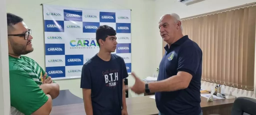 Aluno de Caracol é convocado pela Base Aérea de Campo Grande para jogar Estadual de Voleibol Aluno de Caracol é convocado pela Base Aérea de Campo Grande para jogar Estadual de Voleibol