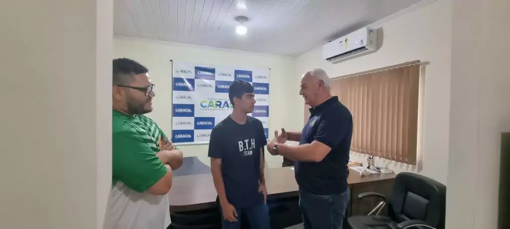 Aluno de Caracol é convocado pela Base Aérea de Campo Grande para jogar Estadual de Voleibol Aluno de Caracol é convocado pela Base Aérea de Campo Grande para jogar Estadual de Voleibol