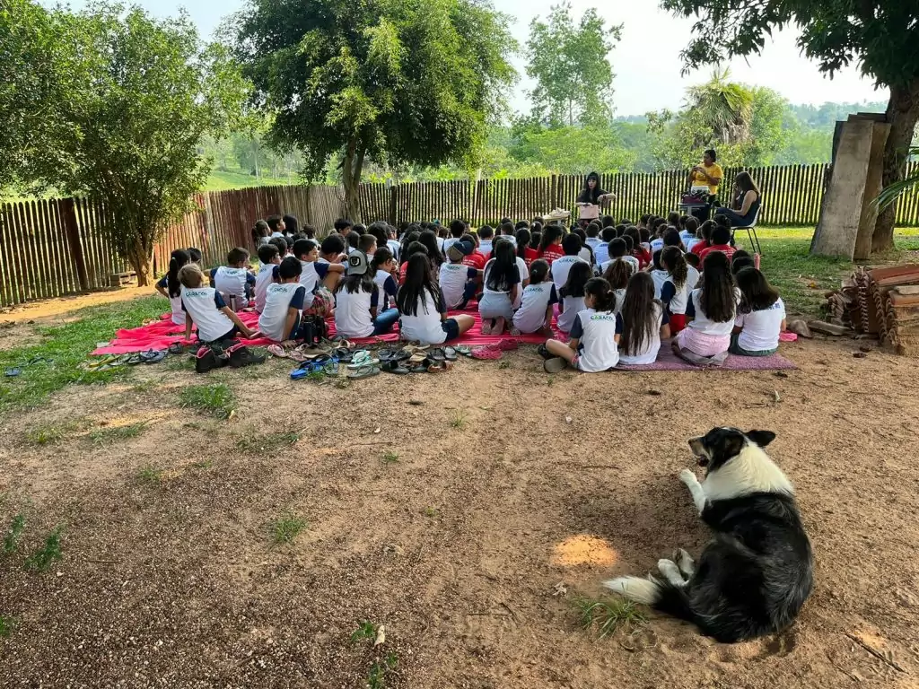 Escritora Sul-Mato-Grossense Sandra Andrade participa de Contação de Histórias com alunos da rede municipal de Caracol Escritora Sul-Mato-Grossense Sandra Andrade participa de Contação de Histórias com alunos da rede municipal de Caracol