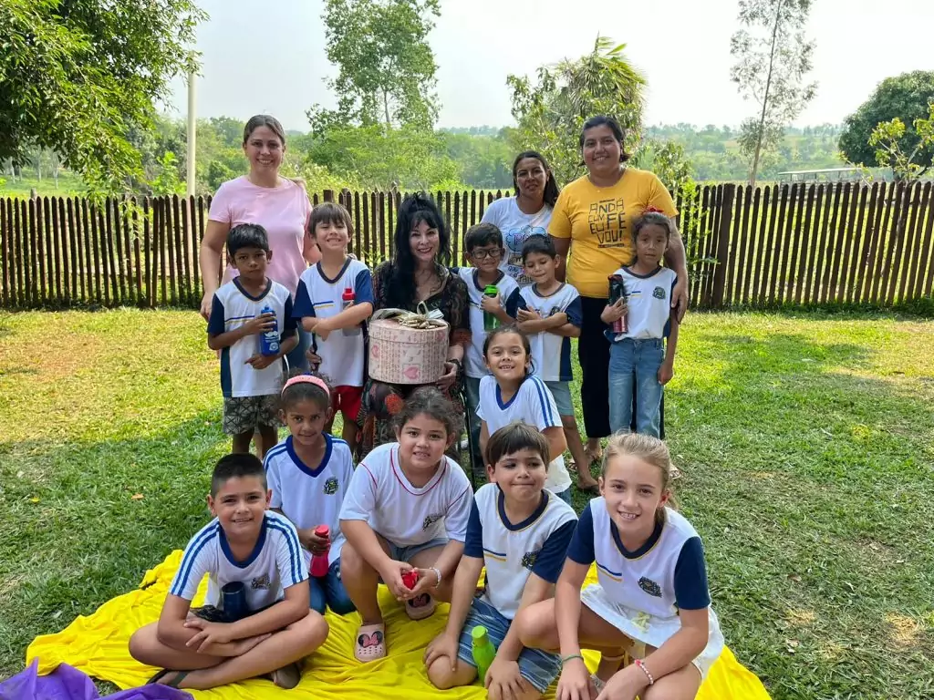 Escritora Sul-Mato-Grossense Sandra Andrade participa de Contação de Histórias com alunos da rede municipal de Caracol Escritora Sul-Mato-Grossense Sandra Andrade participa de Contação de Histórias com alunos da rede municipal de Caracol