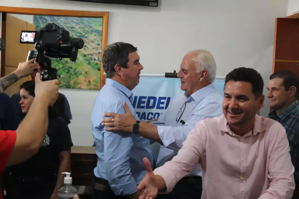 Durante agenda em Caracol, Governador Riedel faz visita técnica nas obras da Escola Estadual Dr. Rubens de Castro Pinto Durante agenda em Caracol, Governador Riedel faz visita técnica nas obras da Escola Estadual Dr. Rubens de Castro Pinto
