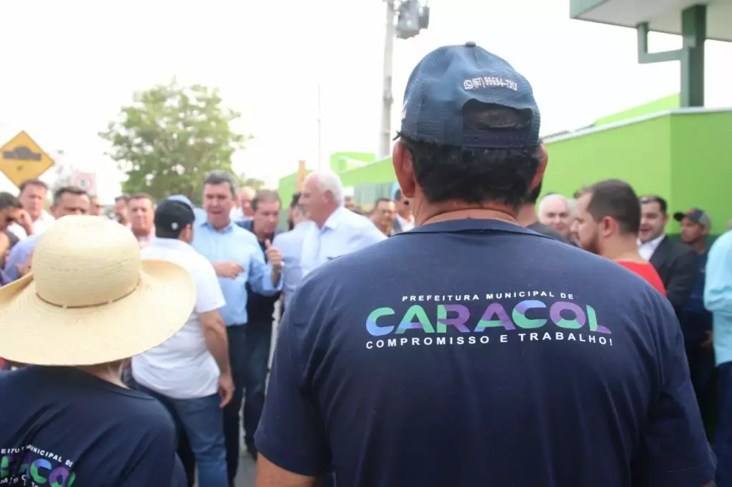 Durante agenda em Caracol, Governador Riedel faz visita técnica nas obras da Escola Estadual Dr. Rubens de Castro Pinto Durante agenda em Caracol, Governador Riedel faz visita técnica nas obras da Escola Estadual Dr. Rubens de Castro Pinto