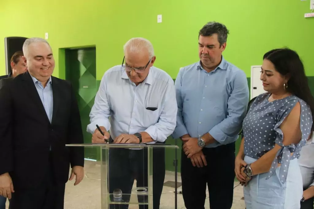 Durante agenda em Caracol, Governador Riedel faz visita técnica nas obras da Escola Estadual Dr. Rubens de Castro Pinto Durante agenda em Caracol, Governador Riedel faz visita técnica nas obras da Escola Estadual Dr. Rubens de Castro Pinto