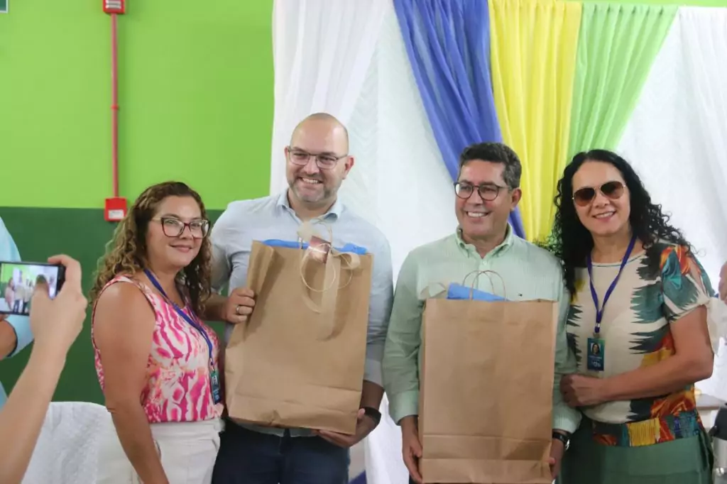 Durante agenda em Caracol, Governador Riedel faz visita técnica nas obras da Escola Estadual Dr. Rubens de Castro Pinto Durante agenda em Caracol, Governador Riedel faz visita técnica nas obras da Escola Estadual Dr. Rubens de Castro Pinto