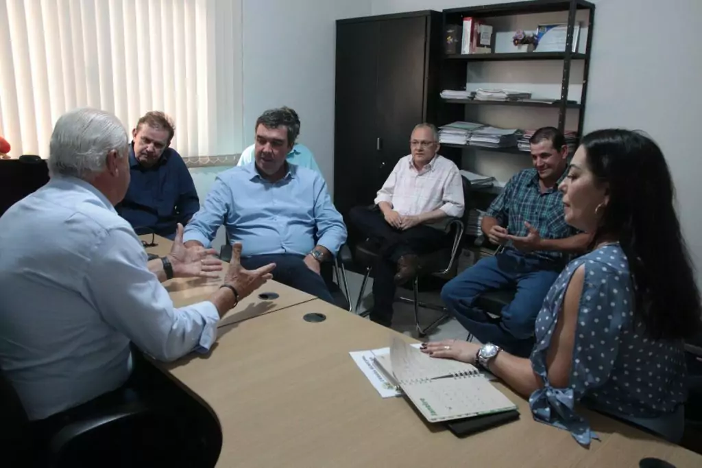 Durante agenda em Caracol, Governador Riedel faz visita técnica nas obras da Escola Estadual Dr. Rubens de Castro Pinto Durante agenda em Caracol, Governador Riedel faz visita técnica nas obras da Escola Estadual Dr. Rubens de Castro Pinto