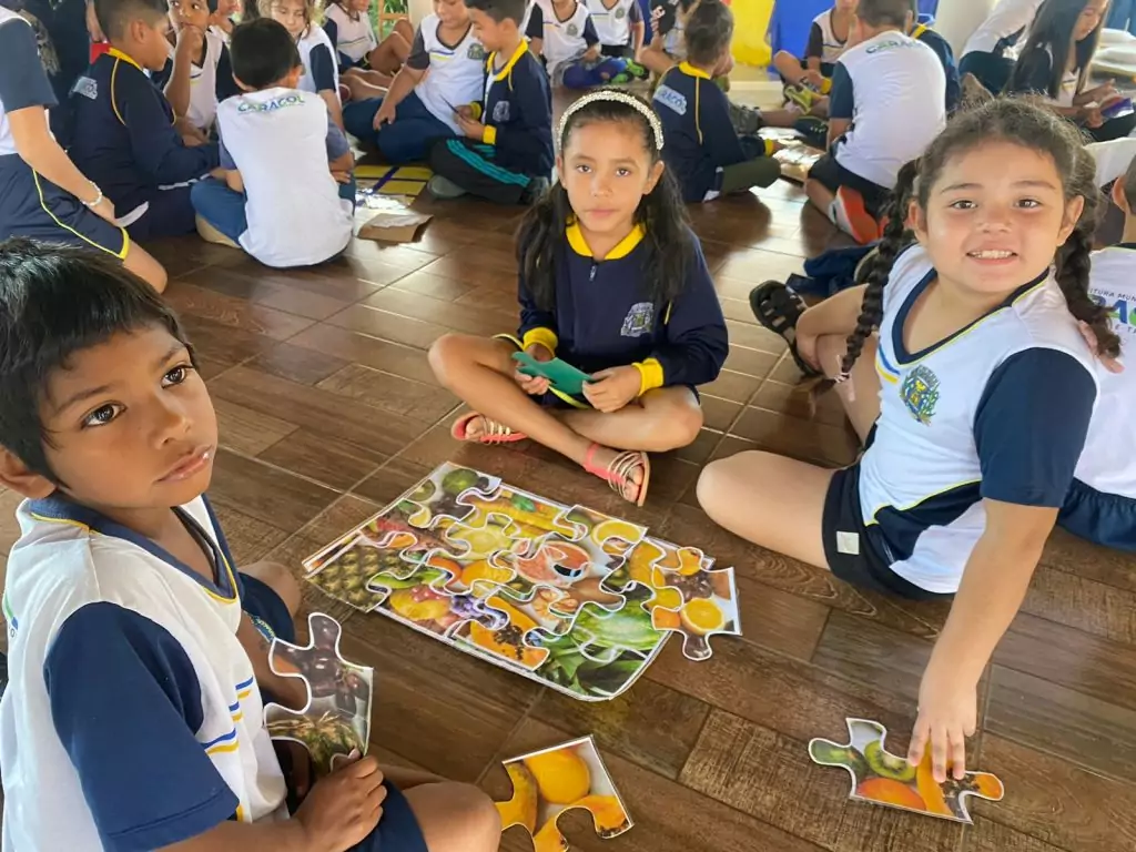 Alunos da Escola Municipal Joaquim Antônio dos Santos participam do projeto Alimentação Saudável Alunos da Escola Municipal Joaquim Antônio dos Santos participam do projeto Alimentação Saudável