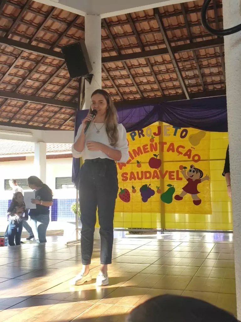 Alunos da Escola Municipal Joaquim Antônio dos Santos participam do projeto Alimentação Saudável Alunos da Escola Municipal Joaquim Antônio dos Santos participam do projeto Alimentação Saudável